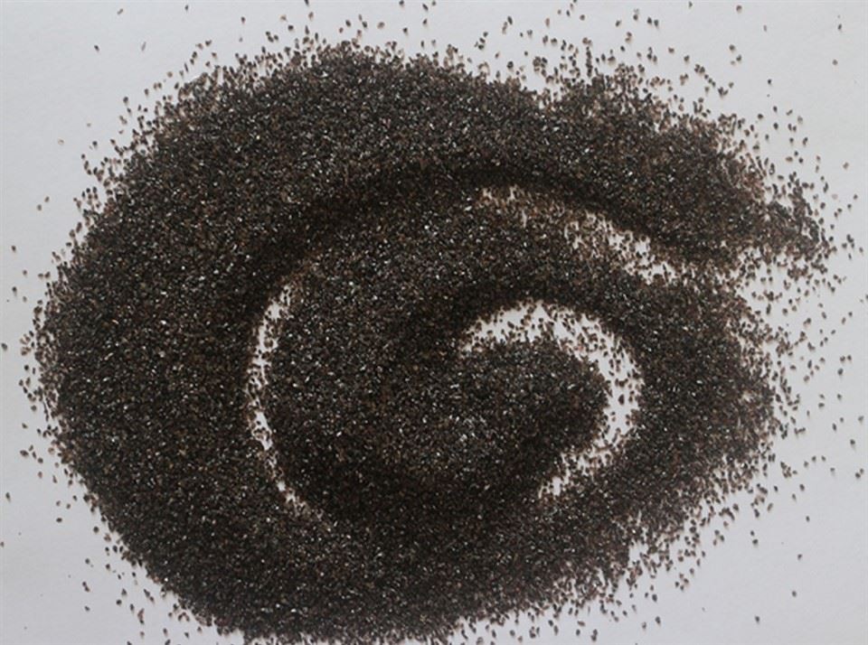 Corindone marrone di prima classe